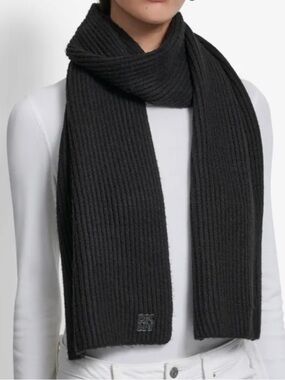 DKNY Black Shaker Stitch Ribbed Knit Logo Scarf NEW!